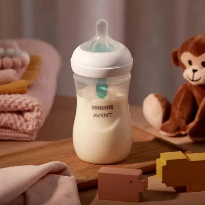 Philips Avent Responsive Natural Bottle with AirFree Anti-Colic Valve - 260 ml
